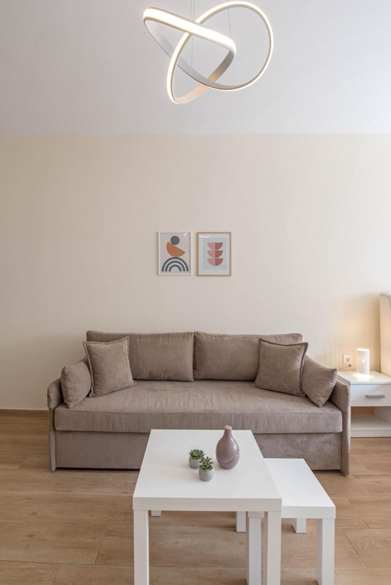 Apartment Amazing @ Aiolou Str. *